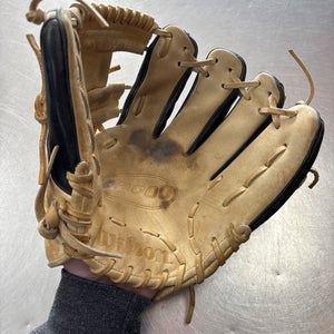 Wilson A2000 1786 11.5" (Used)