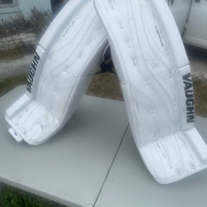 32" Vaughn Ventus LT88 Goalie Leg Pads Pro Stock (Used)