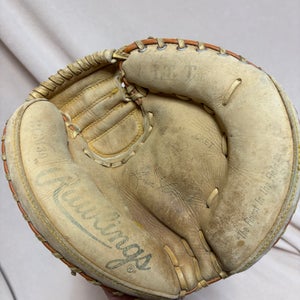 RH Rawlings RCM30 Catcher's Glove (Used)