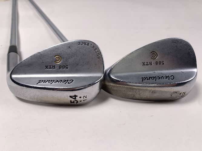 Cleveland 588 RTX Satin Chrome Wedge Set 54* 12 | 60* 12 Dynamic Gold Mens RH