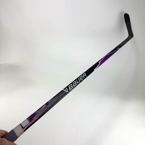 Used Left Purple Bauer Vapor Flylite | 77 Flex P92M Curve Grip | J754