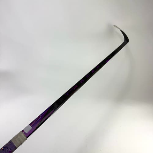 Used Right Purple Bauer Nexus Tracer | 77 Flex Pastrnak Pro Curve | J752