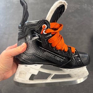 2024 Bauer Supreme M50 Pro Hockey Skates Extra Wide Width Size 2 (Used)