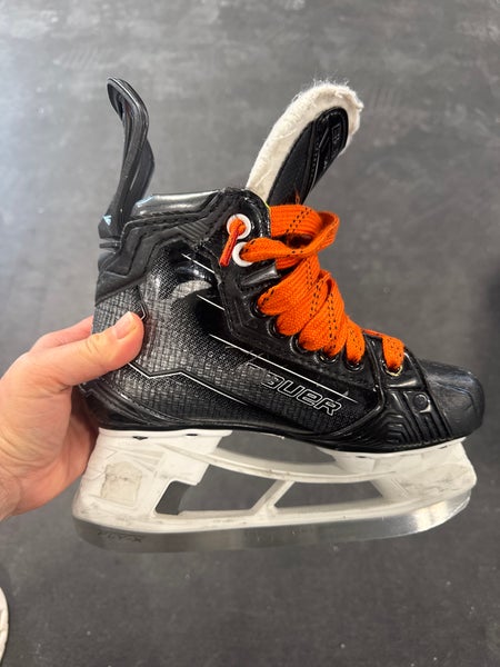 2024 Bauer Supreme M50 Pro Hockey Skates Extra Wide Width Size 2 (Used)