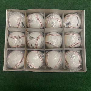 Diamond Zulu Slowpitch Softballs 44 Core (1 Dozen) (New)