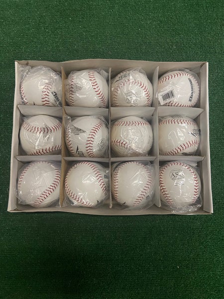 Diamond Zulu Slowpitch Softballs 44 Core (1 Dozen) (New)