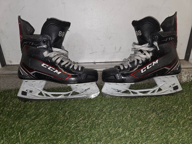 CCM JetSpeed FT1 Hockey Skates Regular Width 7.5