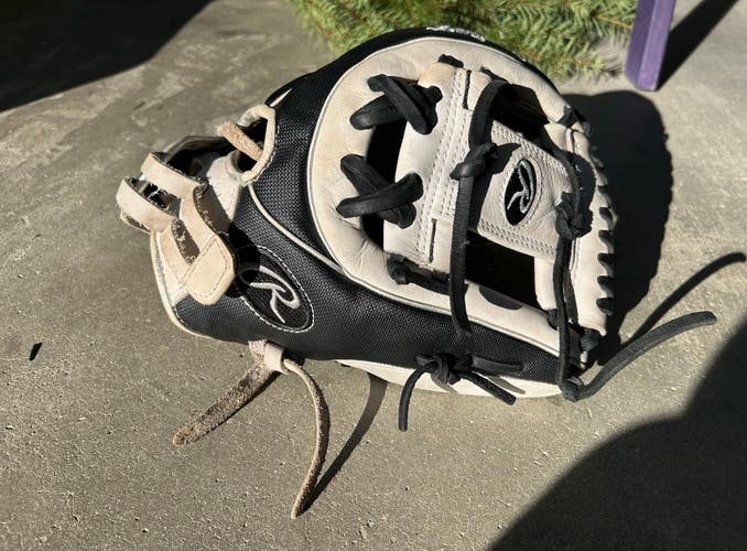 Rawlings Heart of the Hide 11.75" Fastpitch Softball Glove PRO715SB