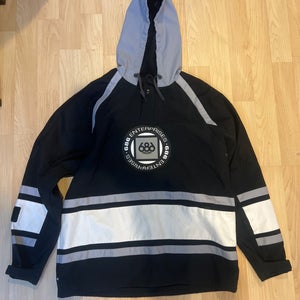 Men's Large 686 Snowboard Sweatshirt (Used)