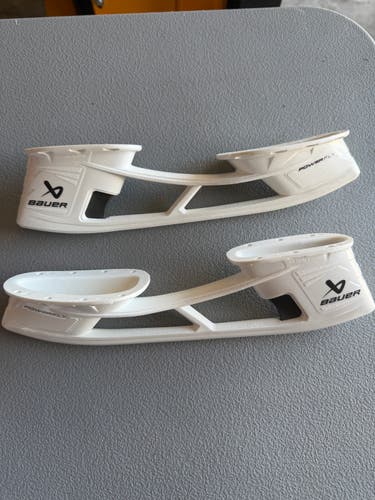 New! Bauer PowerFly Skate Holder Pair 7634