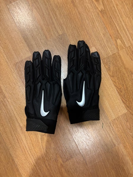 XL Adult Nike Alpha Menace Football Gloves (Used)