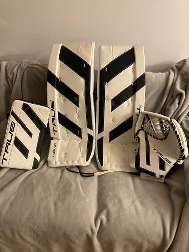 New True Hzrdus Goalie Full Set Junior 28+2
