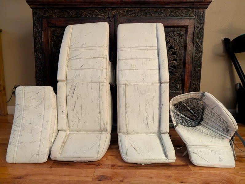 32+2 Warrior Ritual G7 RTL Goalie Full Set (New Photos)
