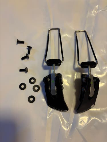 Bauer Konekt lower buckles, complete set, used