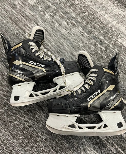 CCM Tacks AS-570 Hockey Skates | Size 4.0 Intermediate Regular