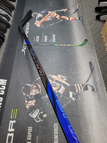 Repaired | P28M | 87 Flex Senior Bauer Nexus Tracer Right Handed Hockey Stick Pro Stock (Used) #1