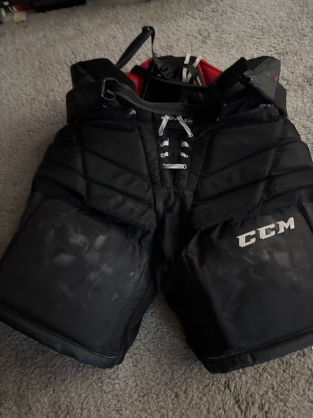 Intermediate Large CCM 1.9 Hockey Goalie Pants (Used)