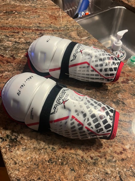 Youth Bauer Vapor 8" Shin Pads (Used)