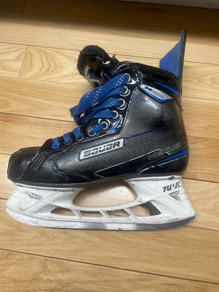 2018 Bauer Nexus N2900 Hockey Skates Regular Width 7 (Used)