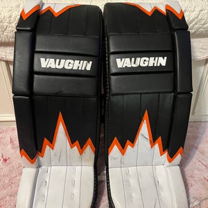 28" Vaughn Velocity V9 Pro Senior Regular Goalie Full Set (Used)