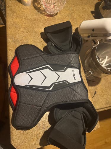 Small Senior CCM JetSpeed FT455 Shoulder Pads (Used)