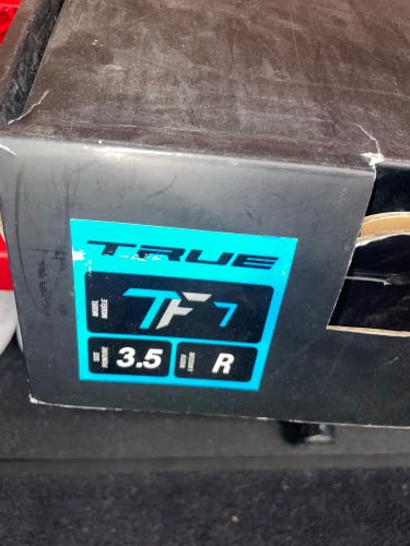 2021 True TF7 Hockey Skates Regular Width Size 3.5 (New)