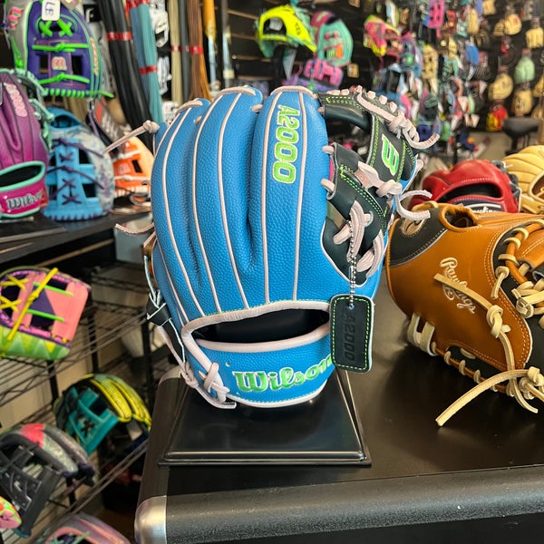 Wilson Custom A2000 1786SS 11.5" March 2025 GOTM Glove of the Month | Light Break-In