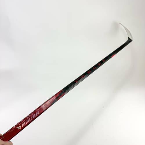 Repaired Right Handed Red Bauer Nexus Tracer | Grip | P92M Curve | 70 Flex | #J946