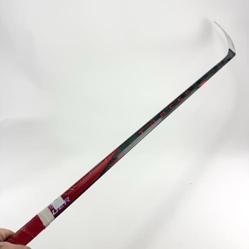 Repaired Right Handed Red Bauer Nexus Tracer | Grip | P92 Curve | 87 Flex | #J944