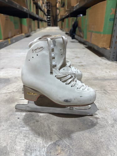 EDEA Overture Figure Skates w/ MK Professional Blades – Women’s 5 – White