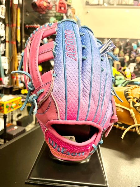 NEW | 2025 Wilson Love The Moment A2000 1777ss 12.75" Autism Outfield Glove | Left Throw | FAST SHIP
