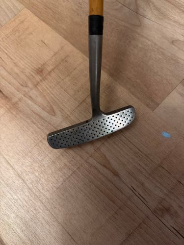 Callaway Hickory Stick Blade Right Handed Putter (Used)