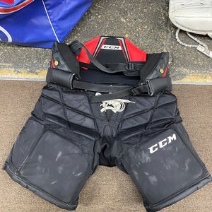 Intermediate Medium CCM 1.9 Hockey Goalie Pants (Used)