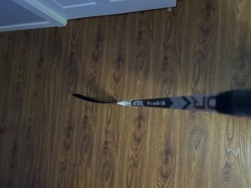 Intermediate Bauer Hyperlite 2 Regular Goalie Stick 23" Paddle (Used)