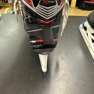 Bauer Vapor X700 Hockey Goalie Skates Extra Wide Width 6.5 -Used in very good shape