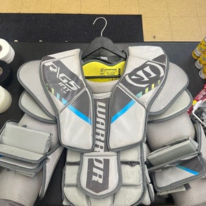 Warrior RG 5 Goalie Chest Protector Intermediate Small/Medium- Used in good shape