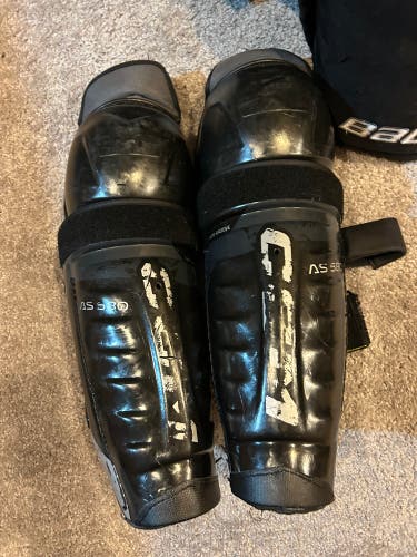Senior CCM Tacks 14" Shin Pads (Used)