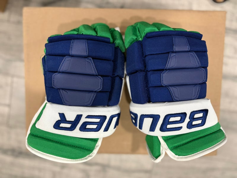 Bauer Nexus 2N - game Used NHL Pro Stock hockey Glove - Jordan Staal (Blue/Green/White) Carolina