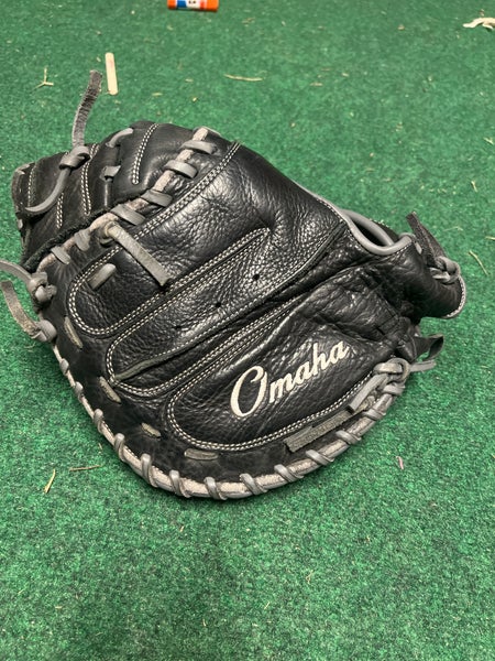 Louisville Slugger Omaha RH Catcher's Baseball Glove 33.5" (Used) lace color change available