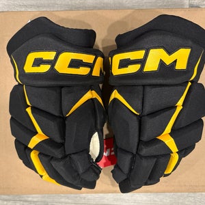 CCM JetSpeed FT680 Gloves 14" (New)