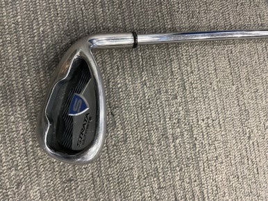 Used Strata ULTIMATE Golf Wedge Mens RH Pitching Wedge 11614-S000226990