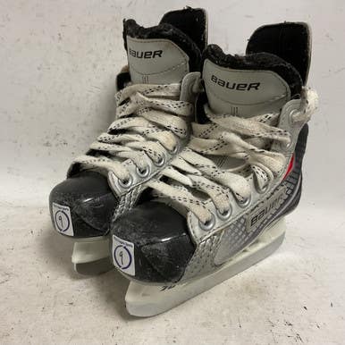 Used Bauer VAPOR X05 Youth Hockey Skate Youth 09.0 11855-S000196167