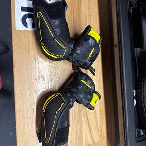 Youth Large Bauer Supreme Mach Elbow Pads (Used)
