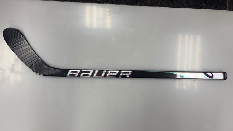 Bauer Proto 2 Mystery Mini Right Handed Hockey Stick **NEW**