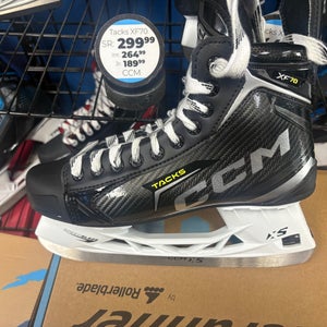 CCM Tacks XF 70 Hockey Skates Regular Width Junior Size 4 **NEW**