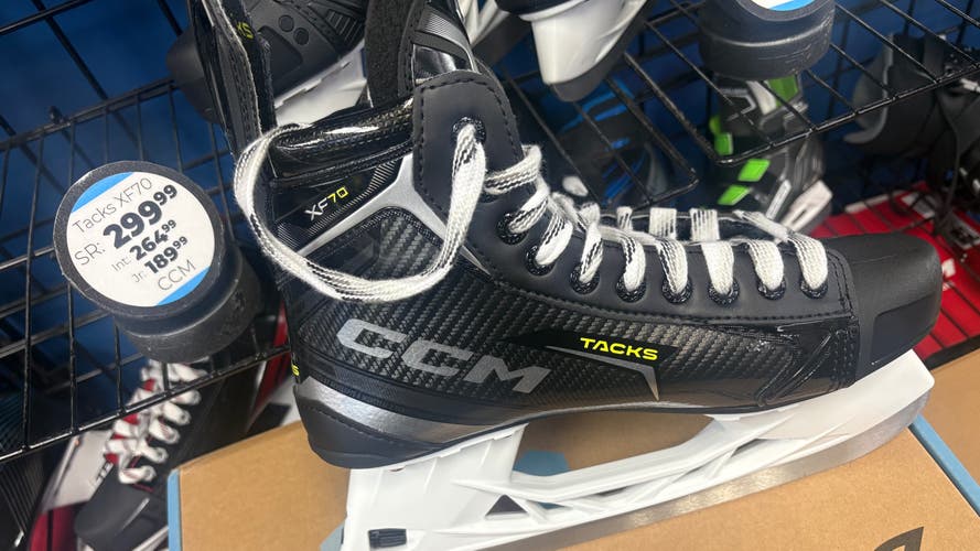 CCM Tacks XF 70 Hockey Skates Size 5.5 **NEW**