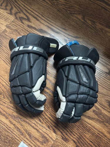 True Frequency 2.0 Lacrosse Gloves 12" (Used)