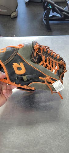 Used Demarini INSANE 11.5 BB/SB Glove RH Throw None 11 1/2" 11497-C000154330