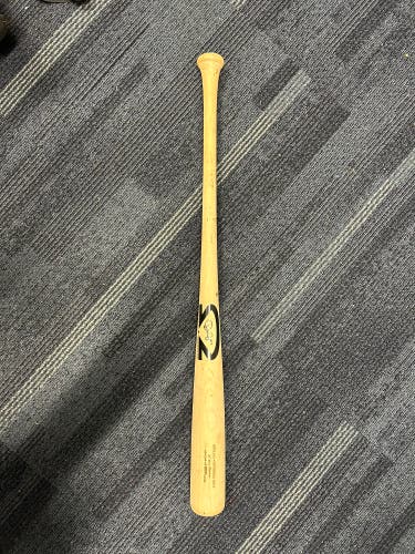 Dinger Bat B-271 Maple BBCOR Certified Bat 30 oz 33" (New)