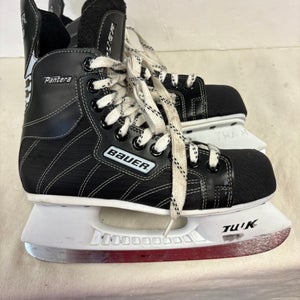 Bauer Pantera Hockey Skates Regular Width Size 5 (Used)
